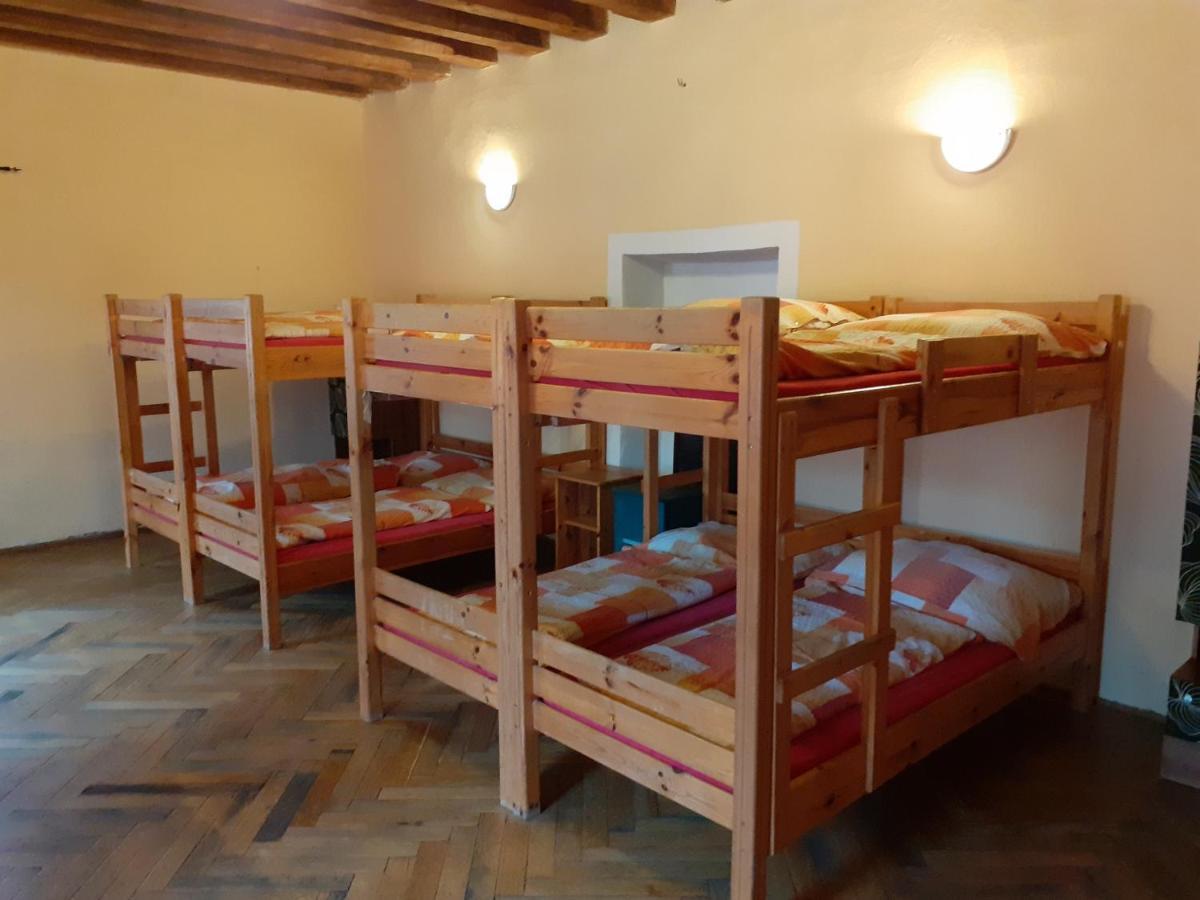 Hostel Skautsky Dom Banská Štiavnica Zewnętrze zdjęcie
