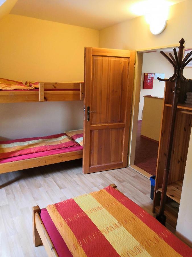 Hostel Skautsky Dom Banská Štiavnica Zewnętrze zdjęcie