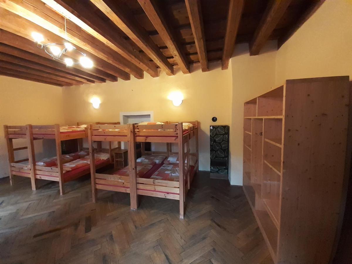 Hostel Skautsky Dom Banská Štiavnica Zewnętrze zdjęcie
