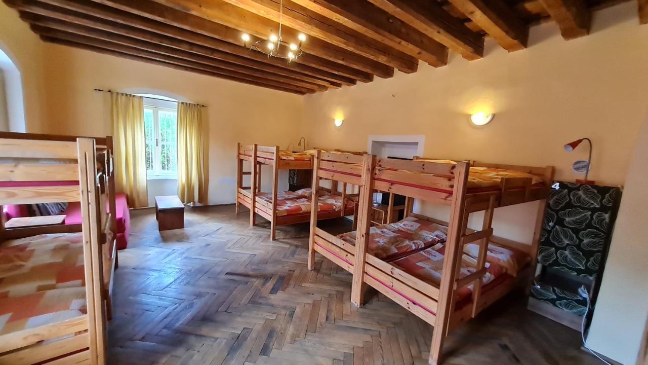 Hostel Skautsky Dom Banská Štiavnica Zewnętrze zdjęcie