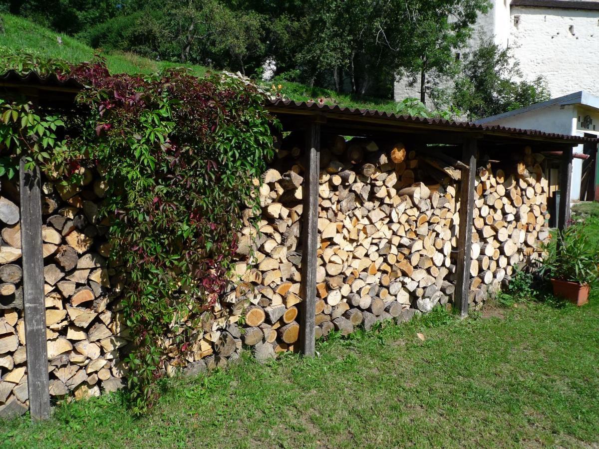 Hostel Skautsky Dom Banská Štiavnica Zewnętrze zdjęcie